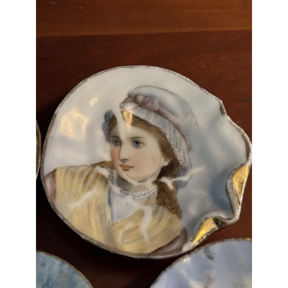 Heubach Germany 1890s Pin Vanity Dishes Portrait Ladies And Landscapes Set Of 5‎
